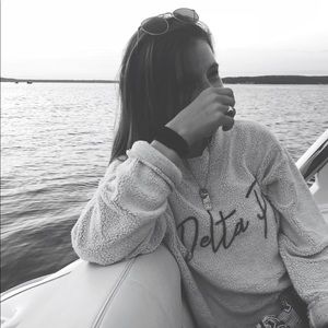 Meet your Posher, Alice